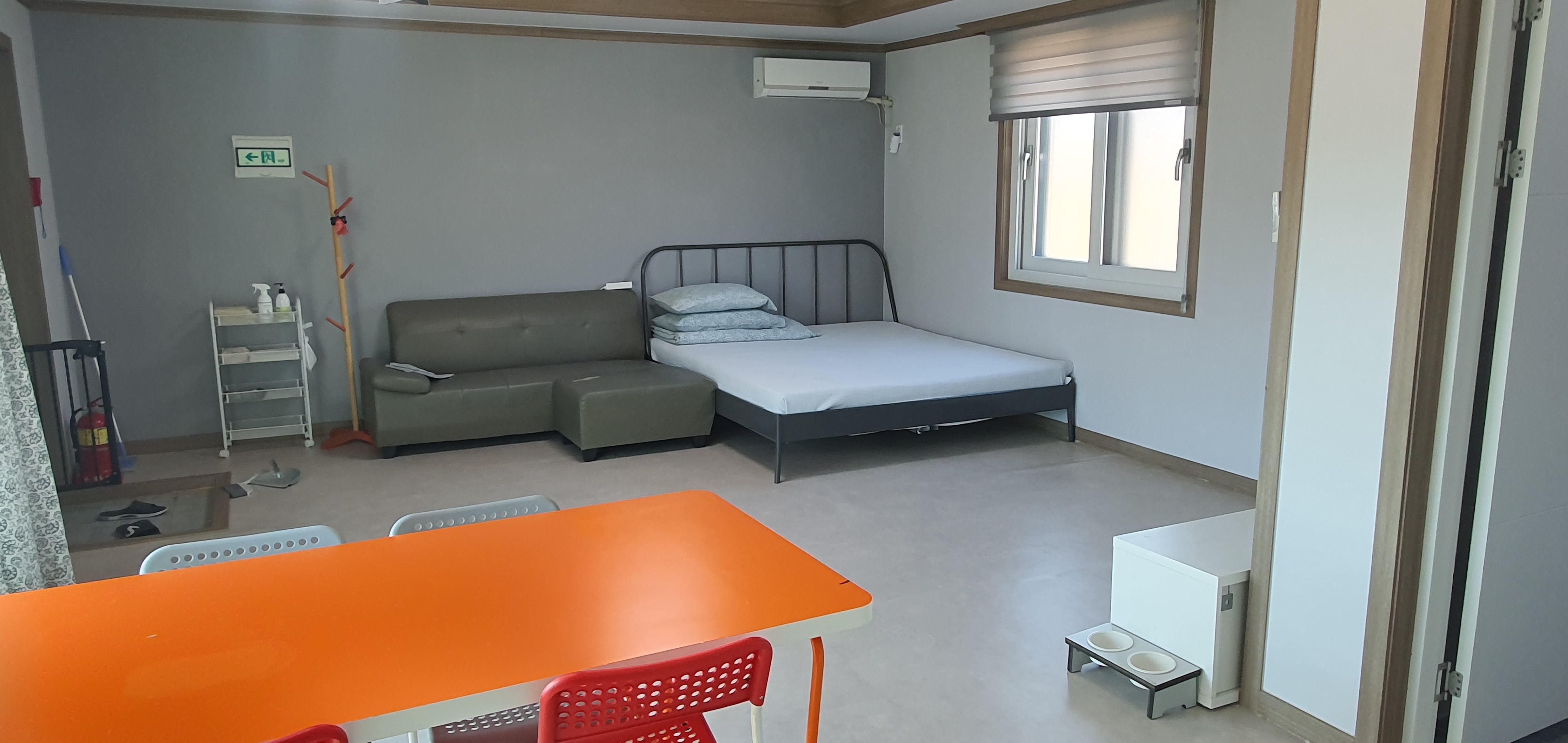 ROOM 101호